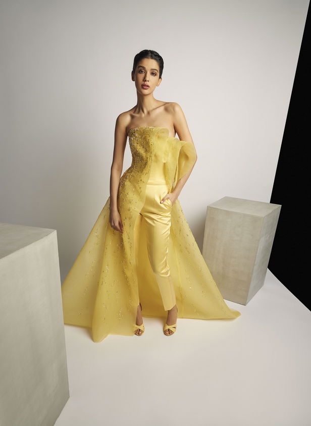 إشراقة الربيع في مجموعة رامي العلي للألبسة الفاخرة لربيع وصيف 2022