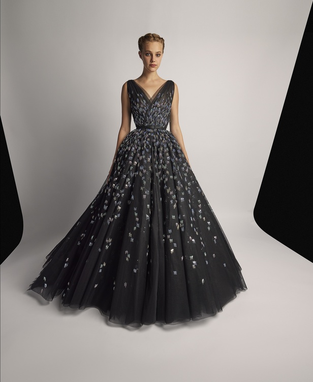 إشراقة الربيع في مجموعة رامي العلي للألبسة الفاخرة لربيع وصيف 2022