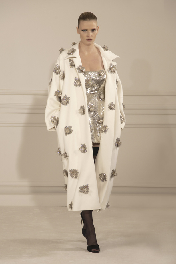 مجموعة فالنتينو للهوت كوتور لربيع وصيف 2022