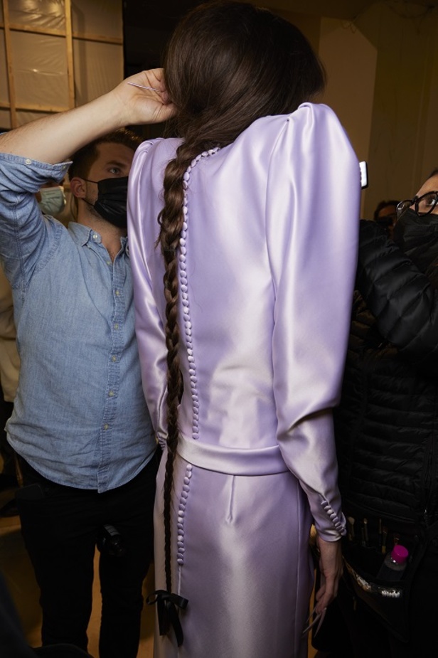 مجموعة أزياء Viktor&Rolf للأزياء الراقية لربيع وصيف 2022