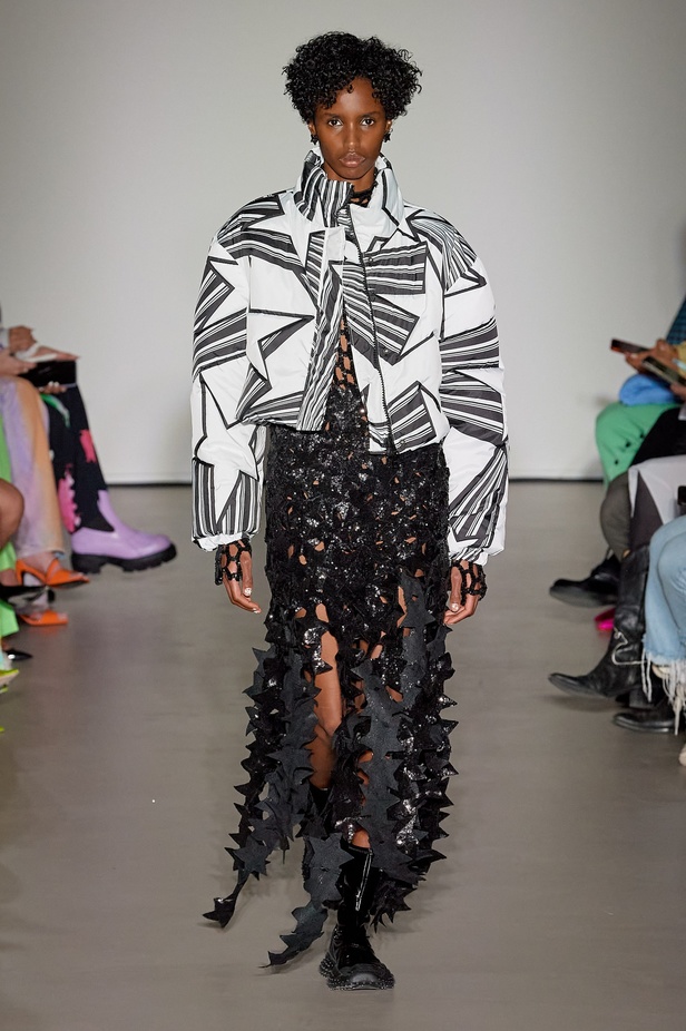 عرض MSGM لخريف وشتاء 2022