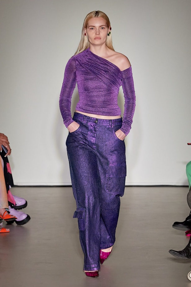 عرض MSGM لخريف وشتاء 2022