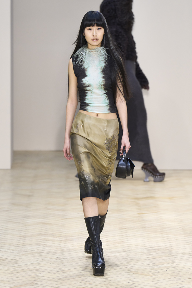 عرض أزياء مجموعة 16Arlington لموسم خريف وشتاء 2022 في لندن