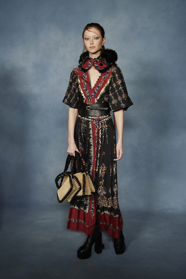 من مجموعة Altuzarra لموسم خريف وشتاء 2022