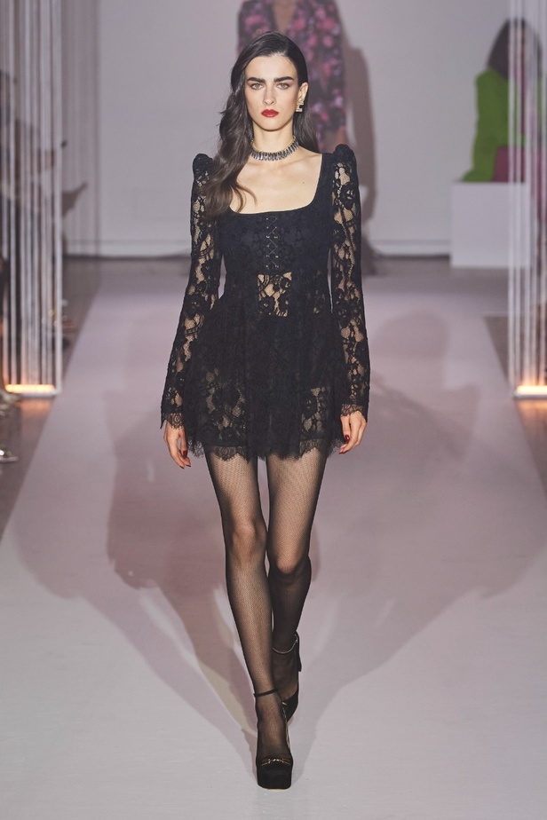 مجموعة Elisabetta Franchi لخريف وشتاء 2022