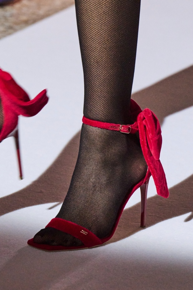 رائدات الموضة العربيات هن أبرز العارضات في مجموعة إليزابيتا فرانكي لخريف 22