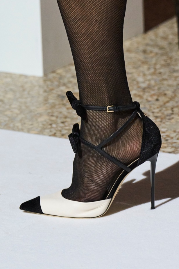 رائدات الموضة العربيات هن أبرز العارضات في مجموعة إليزابيتا فرانكي لخريف 22