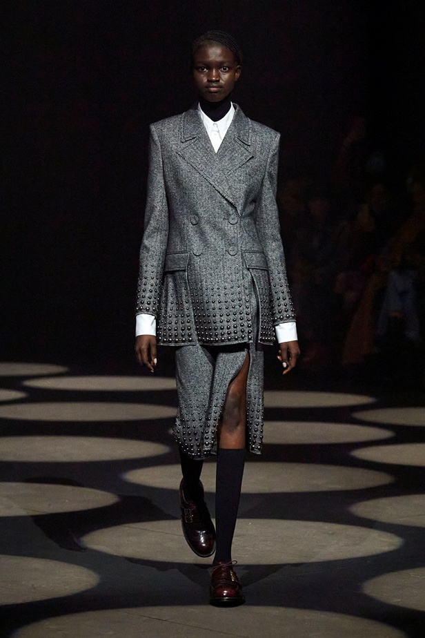 مجموعة Erdem لخريف وشتاء 2022