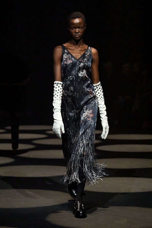 مجموعة Erdem لخريف وشتاء 2022