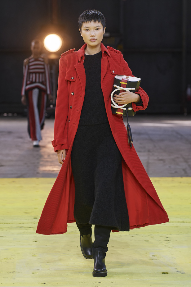 منمجموعة غابرييلا هيرست لخريف وشتاء 2022-2023