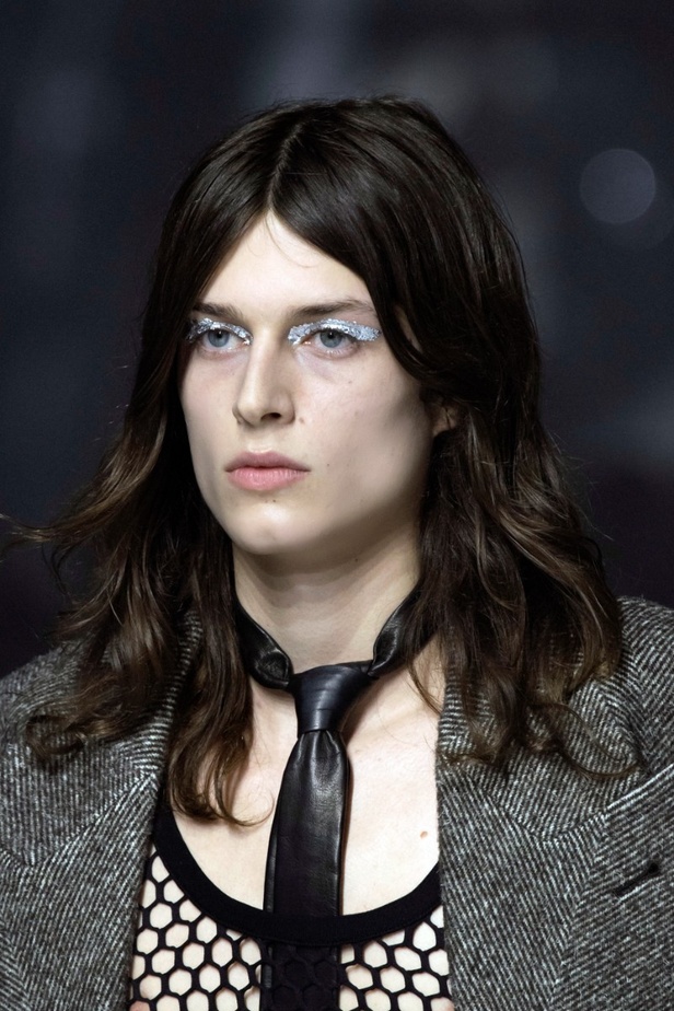 اطلالات جمالية من عرض أزياء Gucci لموسم خريف 2022