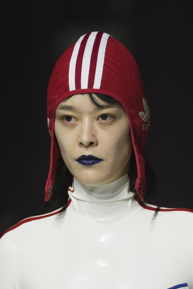 تعاون Adidas وGucci يذهل الحضور في مجموعة "غوشي" لخريف وشتاء 2022