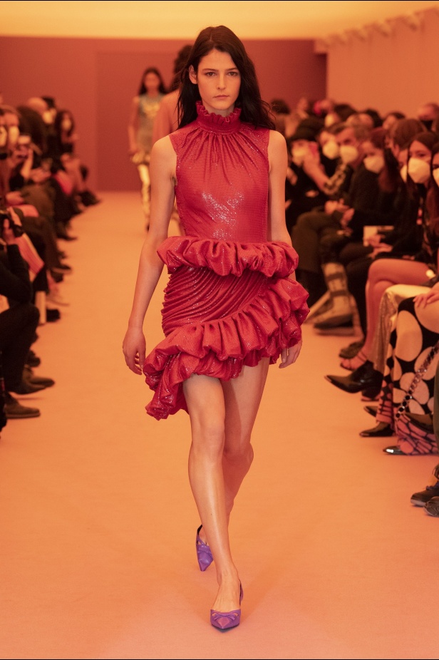 عرض أزياء مجموعة Paco Rabanne لموسم خريف وشتاء 2022 في نيويورك