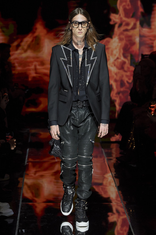 من عرض أزياء Philipp Plein لموسم خريف 2022