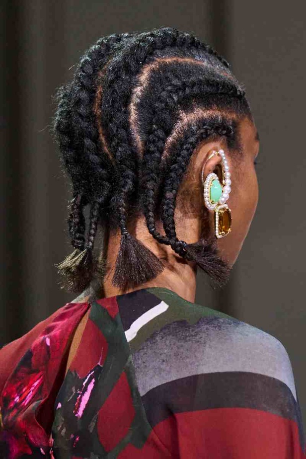 مجموعة أزياء Prabal Gurung لخريف وشتاء 2022