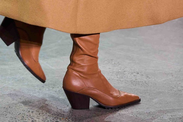 مجموعة أزياء Prabal Gurung لخريف وشتاء 2022