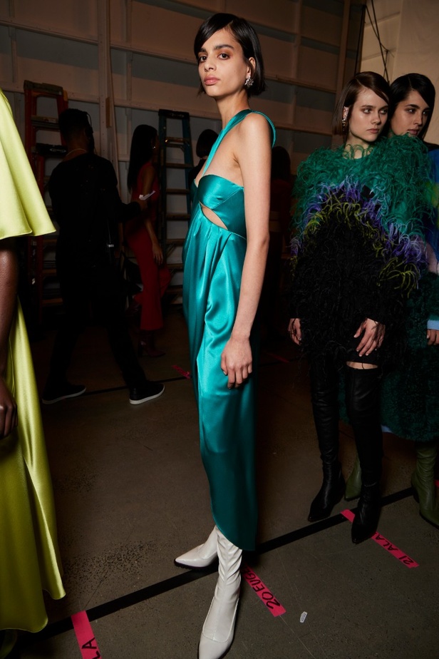 مجموعة أزياء Prabal Gurung لخريف وشتاء 2022