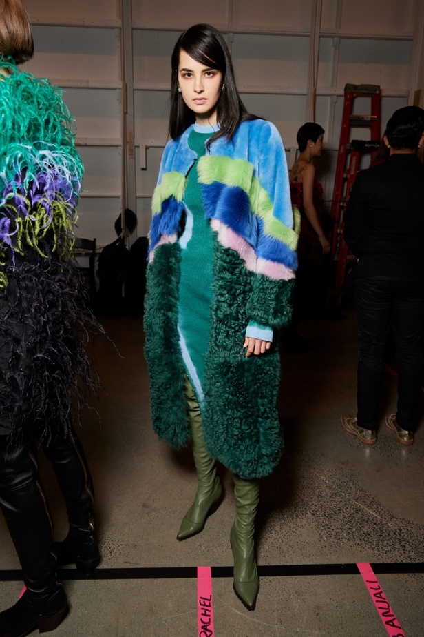 مجموعة أزياء Prabal Gurung لخريف وشتاء 2022