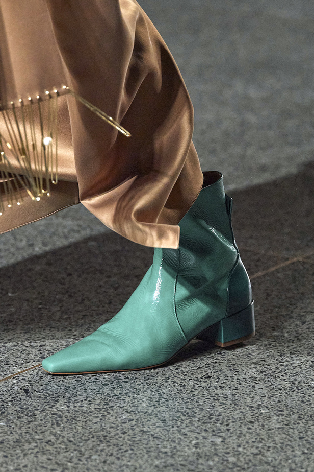 عرض أزياء روسكاندا لموسم خريف 2022