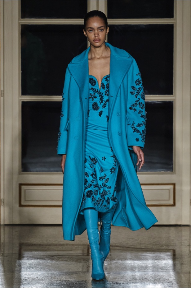 مجموعة Ermano Scervino لموسم خريف وشتاء 2022-2023