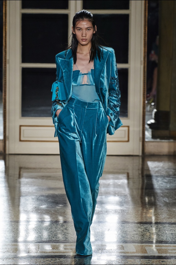 مجموعة Ermano Scervino لموسم خريف وشتاء 2022-2023