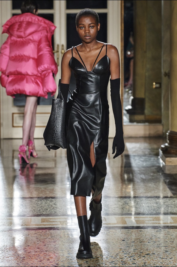 مجموعة Ermano Scervino لموسم خريف وشتاء 2022-2023