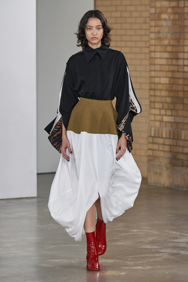 من مجموعة Proenza Schouler لموسم خريف 2022