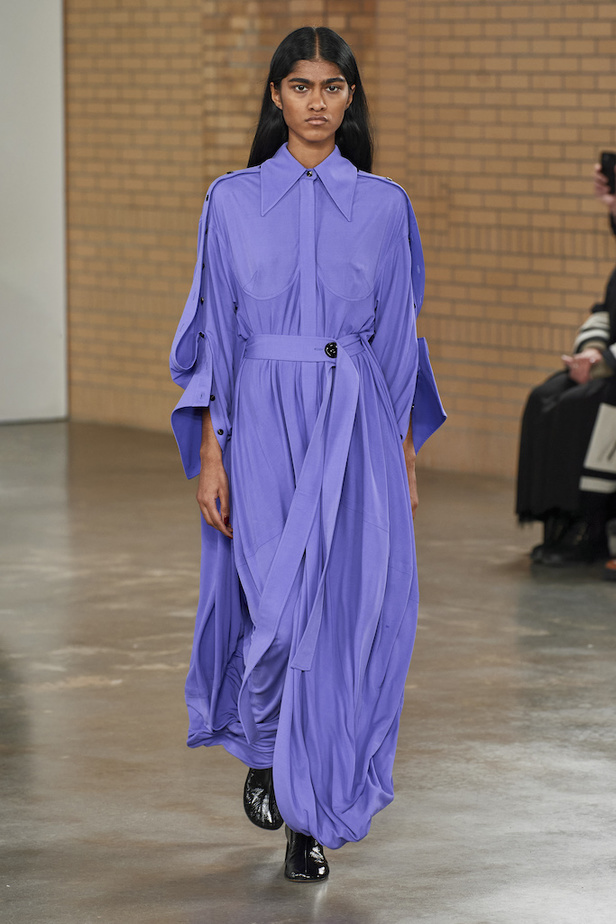 من مجموعة Proenza Schouler لموسم خريف 2022