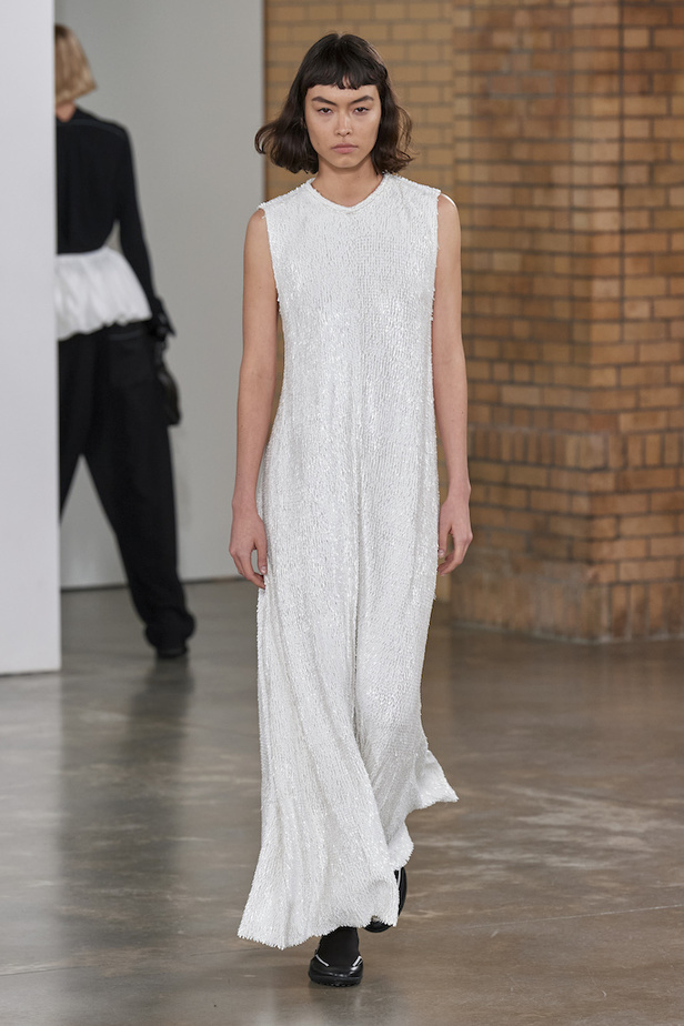 من مجموعة Proenza Schouler لموسم خريف 2022