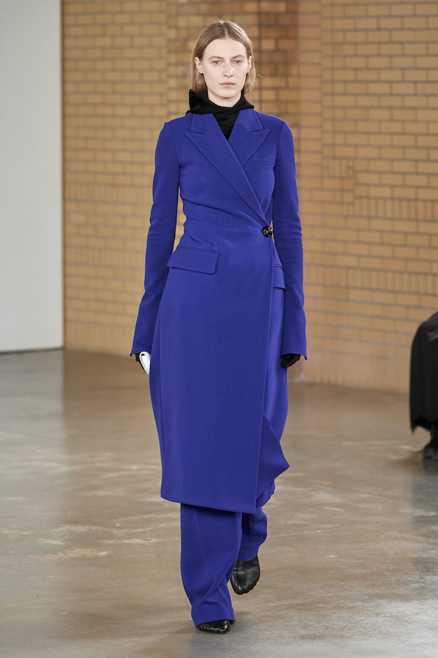 من مجموعة Proenza Schouler لموسم خريف 2022