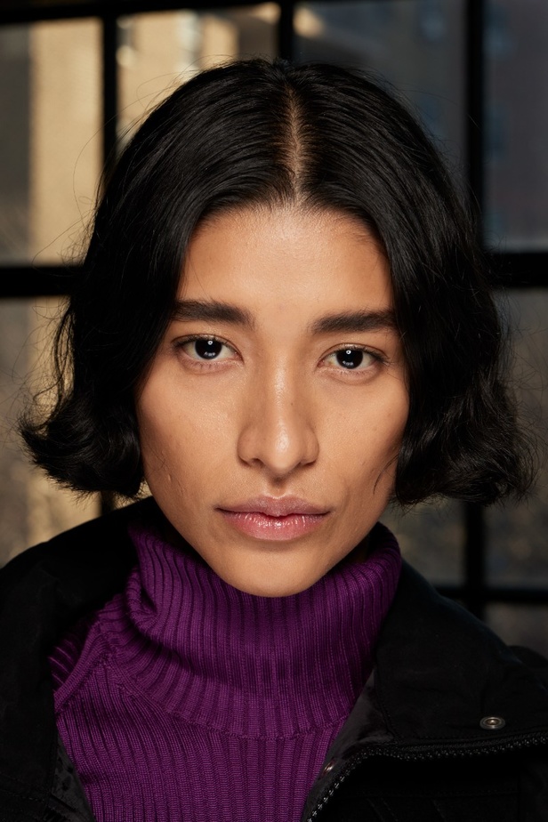 مكياج وتسريحات شعر عرض أزياء Proenza Schouler لموسم خريف 2022