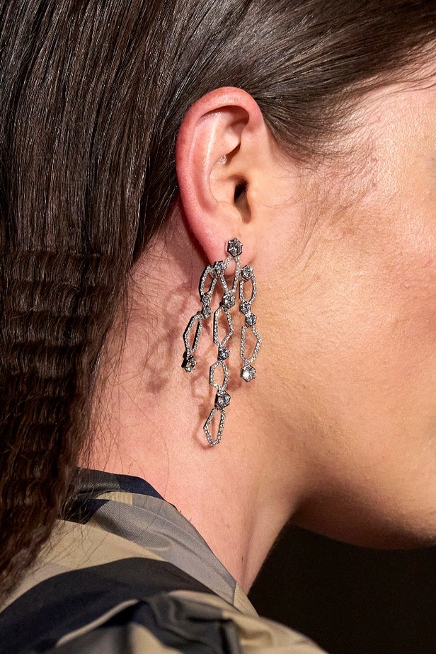 عرض أزياء Christian Siriano لخريف وشتاء 2022