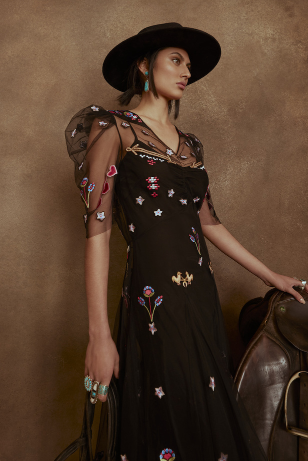 من مجموعة Temperley London لموسم خريف 2022