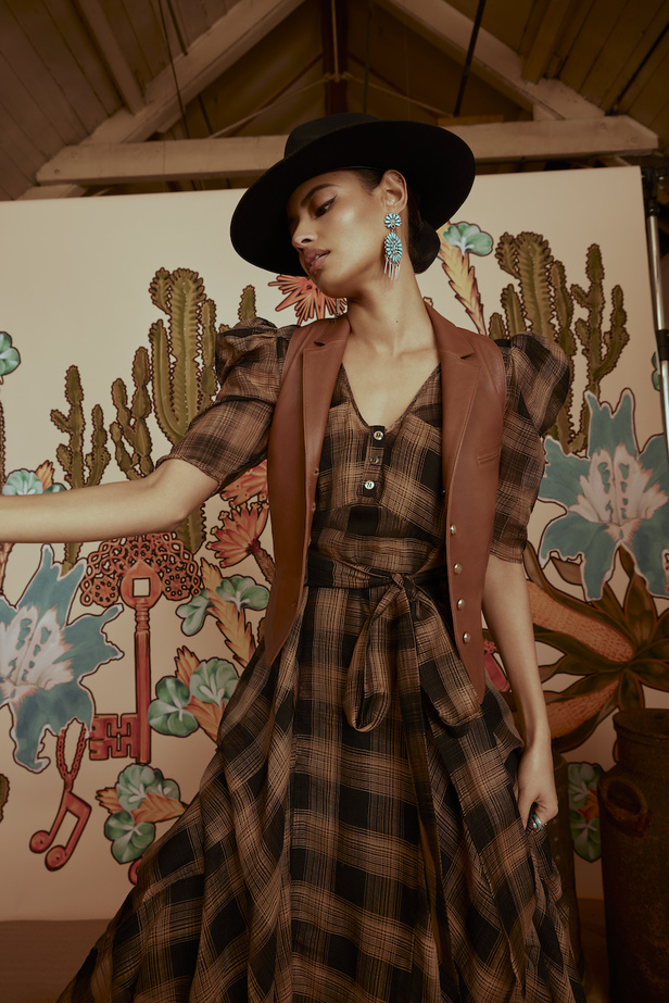 من مجموعة Temperley London لموسم خريف 2022