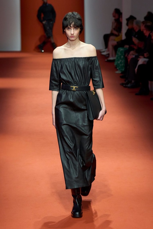 مجموعة Tod’s لخريف وشتاء 2022 إعادة تخيل لأيقونات الجمال الإيطالي