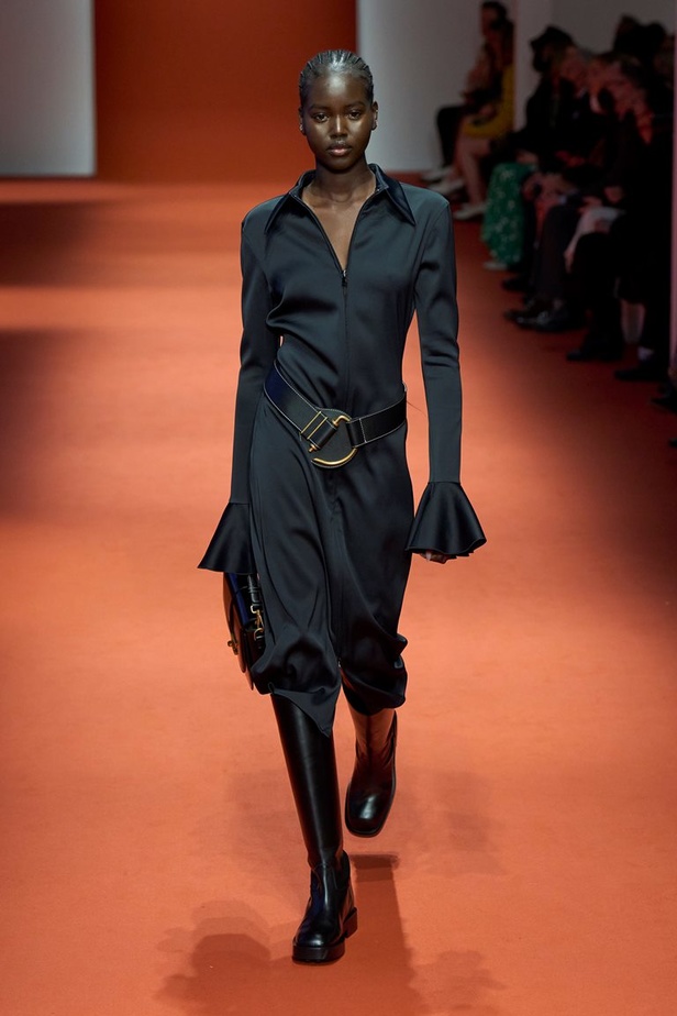 مجموعة Tod’s لخريف وشتاء 2022 إعادة تخيل لأيقونات الجمال الإيطالي