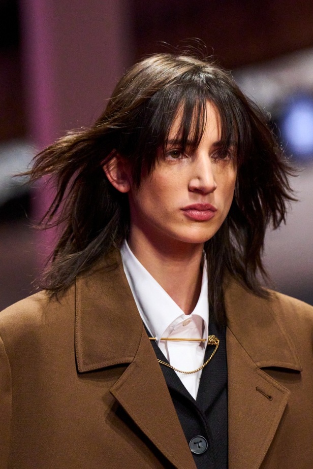 اطلالات جمالية من عرض أزياء Tod’s لموسم خريف 2022