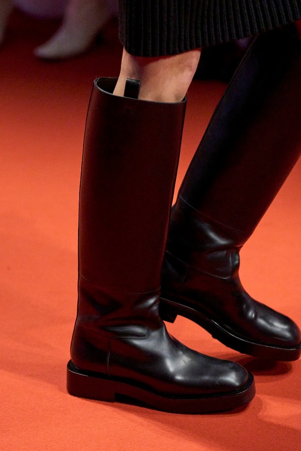 مجموعة Tod’s لخريف وشتاء 2022 إعادة تخيل لأيقونات الجمال الإيطالي