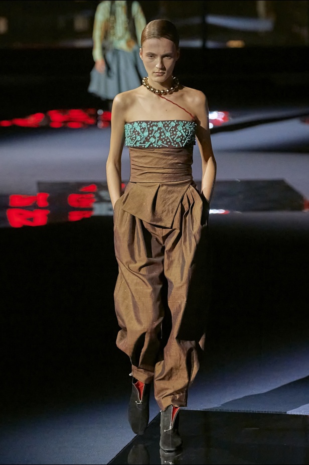 مجموعة Tory Burch لموسم خريف وشتاء 2022 