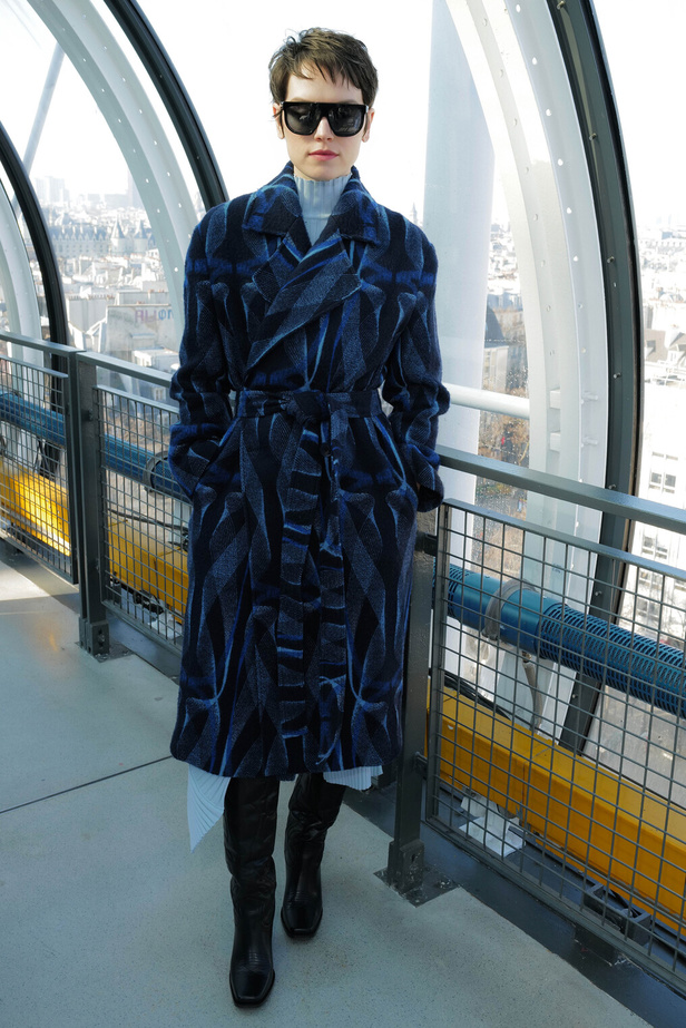 عرض أزياء Stella McCartney لموسم خريف 2022