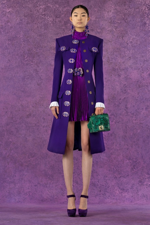 مجموعة Andrew Gn لخريف وشتاء 2022 تصاميم فخمة تعكس رحلته من سنغافورة إلى باريس