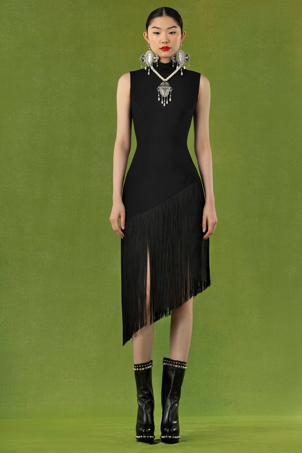 مجموعة Andrew Gn لخريف وشتاء 2022 تصاميم فخمة تعكس رحلته من سنغافورة إلى باريس