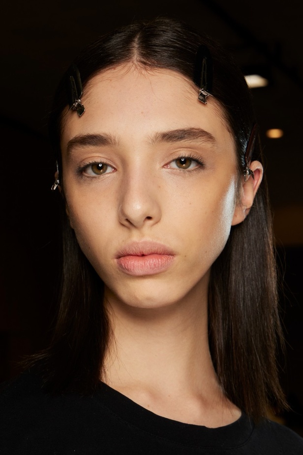 اطلالات جمالية من مجموعة Balmain لخريف 2022 