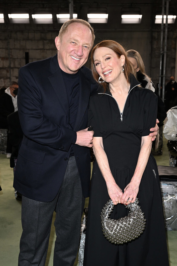 قوة المرأة العملية في مجموعة "بوتيغا فينيتا" لخريف وشتاء 2022