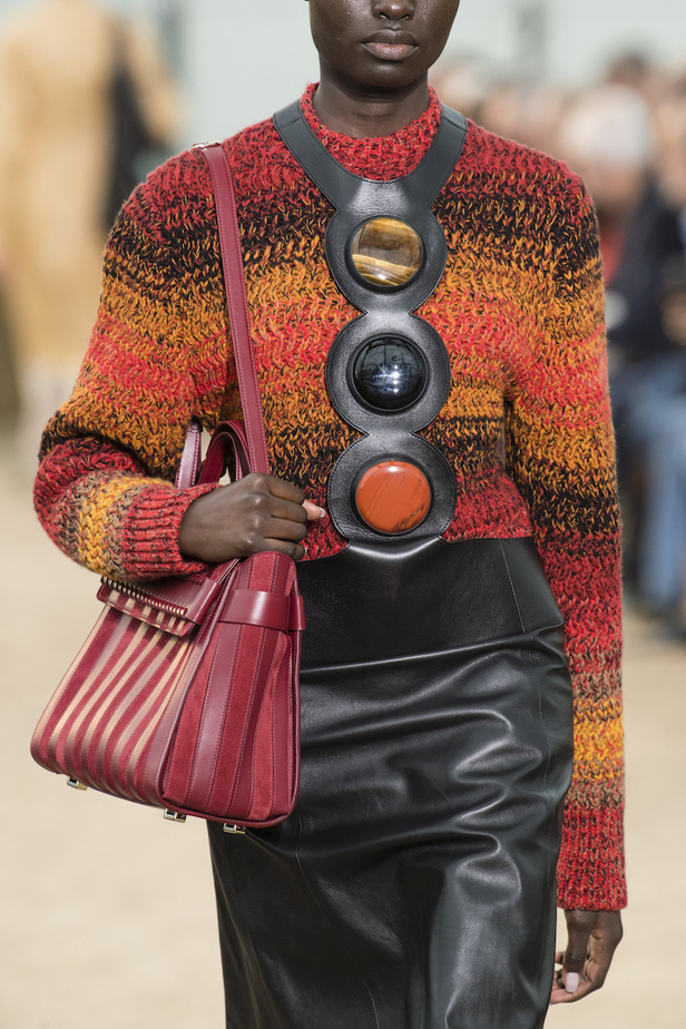 عرض أزياء Chloe لموسم خريف وشتاء 2022-2023 