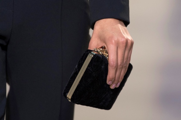 مجموعة إيلي صعب لخريف وشتاء 2022-2023