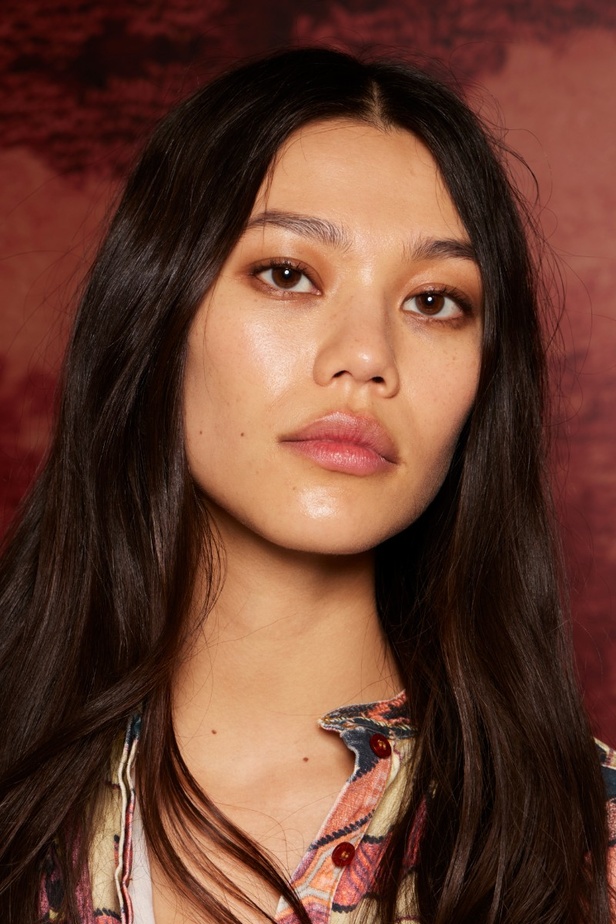 اطلالات جمالية من عرض أزياء Etro لموسم خريف 2022