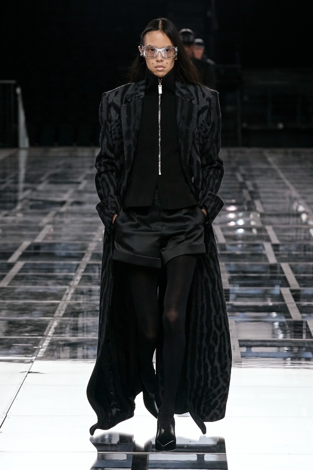 عرض أزياء Givenchy لخريف وشتاء 2022-2023