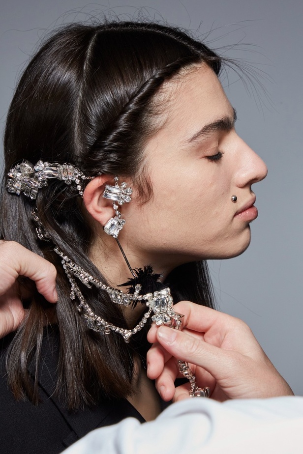 اطلالات جمالية من مجموعة أزياء Givenchy لخريف وشتاء 2022