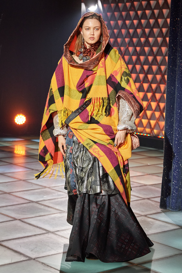 من عرض أزياء Andreas Krönthaler for Vivienne Westwood